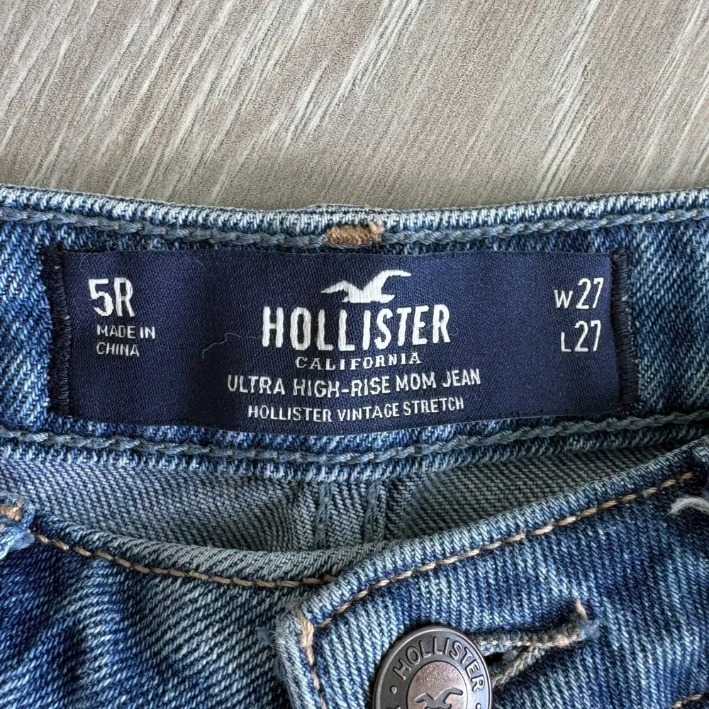 Hollister Womens Blue Denim Patchwork Ultra High-Rise Mom Jeans Size 5R (27x27)